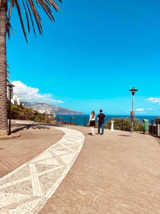 Seaview Apartment Walking To The Beach Funchal  Eksteriør bilde