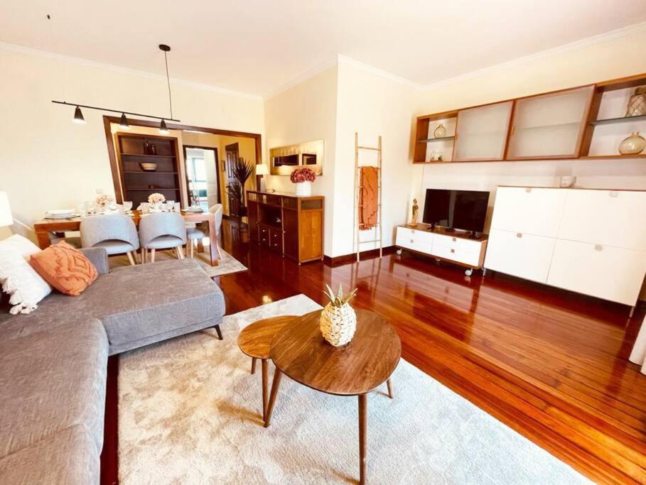 Seaview Apartment Walking To The Beach Funchal  Eksteriør bilde